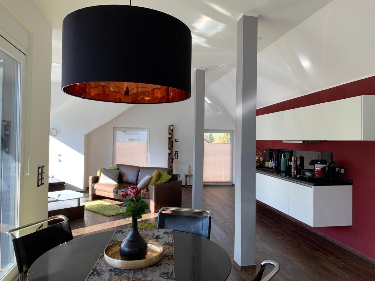 Luxus-ferienwohnung Saalhausen Apartment